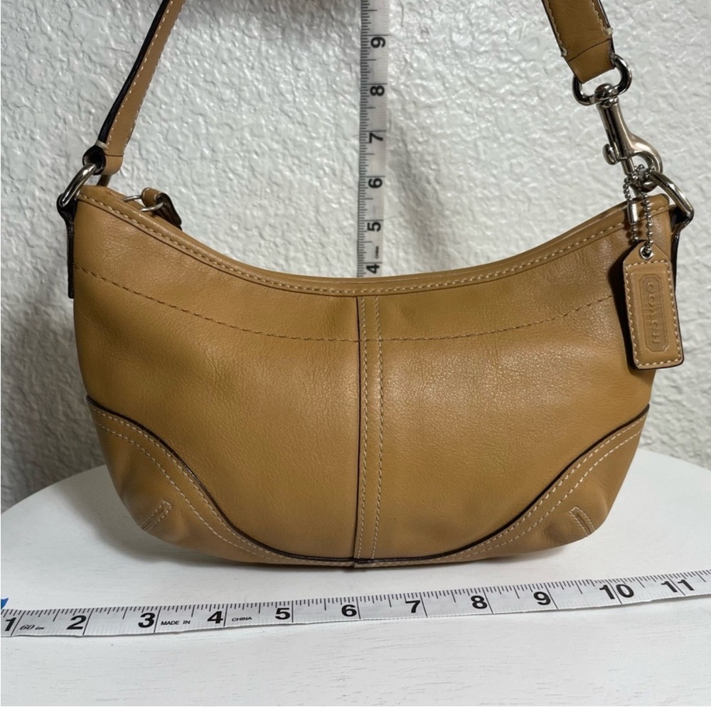 Vintage Coach Tan Leather Shoulder Bag hobo 4283